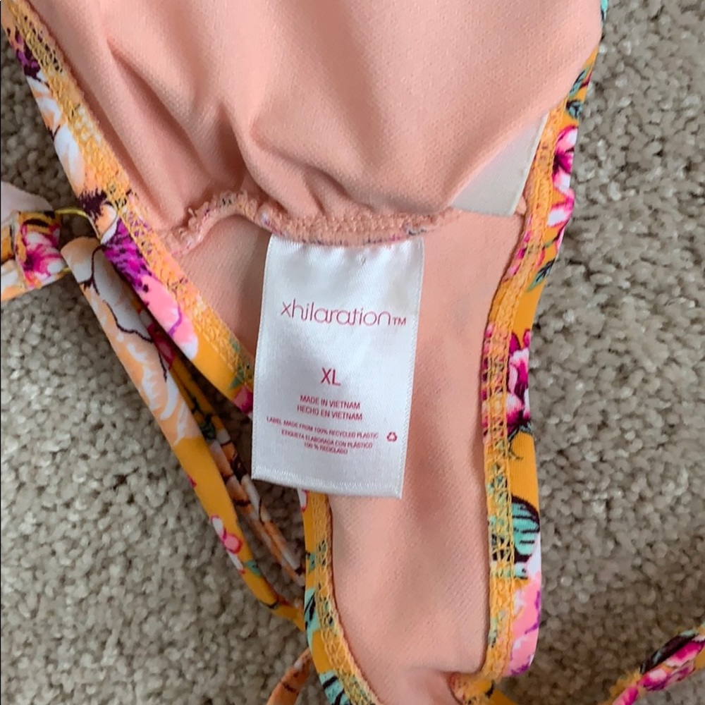 bikini top - Picture 3 of 3